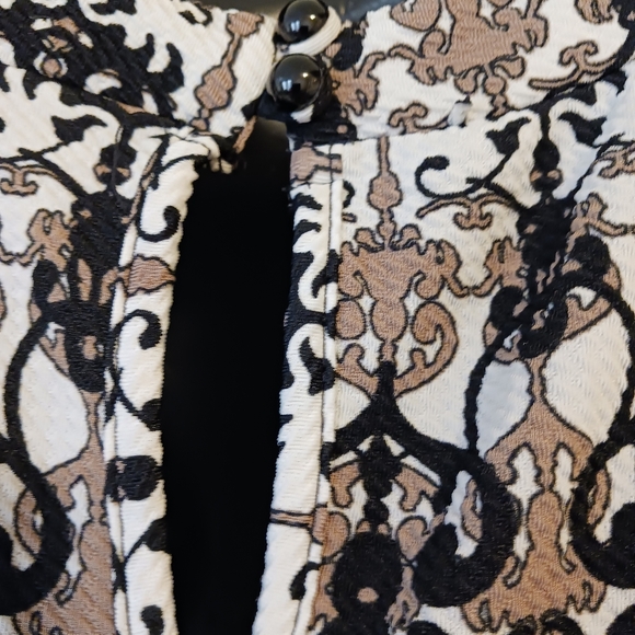 HAANI WOMAN DRESS 2Xcolors white, black , brown, pattern designs. - Picture 5 of 9